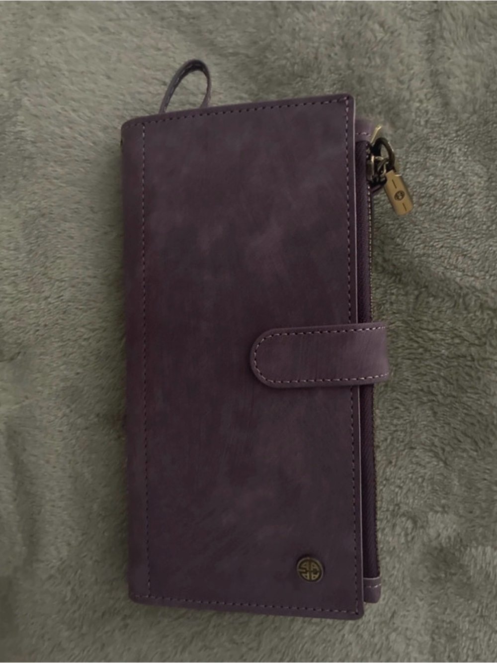 Women's Purple iPhone 16e Wristlet Wallet Case